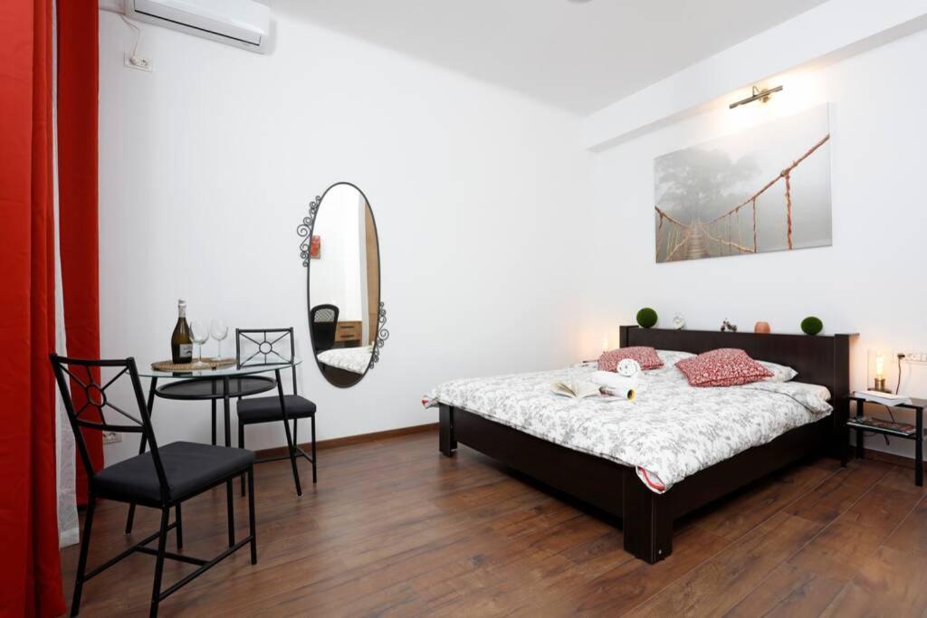 La Copac Cozy Stay Boekarest Buitenkant foto