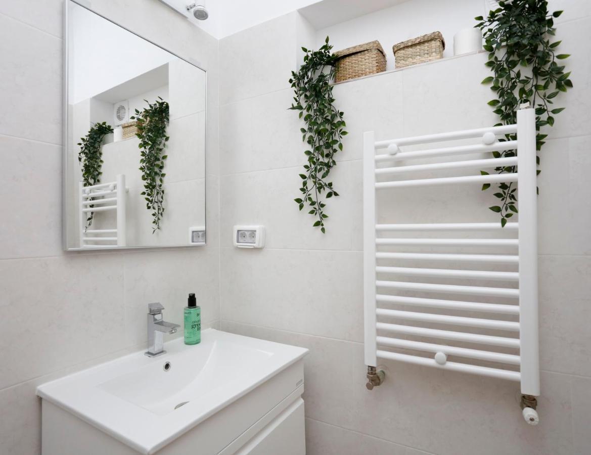 La Copac Cozy Stay Boekarest Buitenkant foto